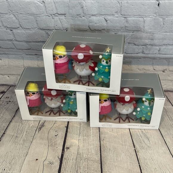 Wondershop Three Boxes of Featherly Friends Bird Decor Sets - Picture 1 of 4